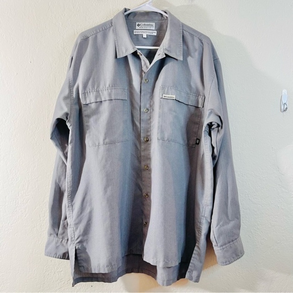 Columbia Sportswear Men's Shirt Size large Long Sleeve Button Front Gray/White